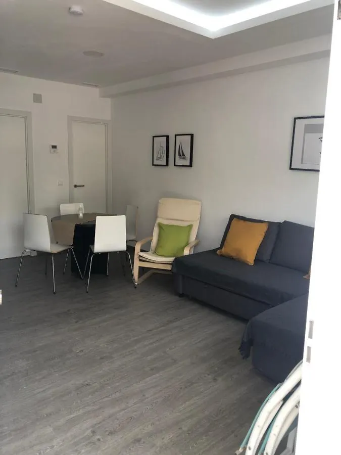 Ilios La Carihuela Apartment Torremolinos